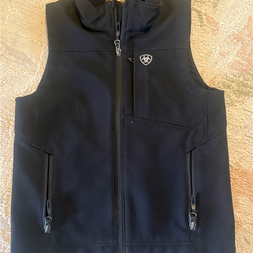 Ariat Kids XS (7) Black Softshell Vest